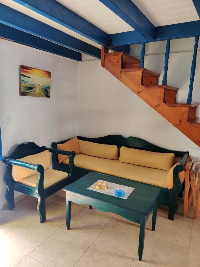 Blue Sky Aparts Livadia (Tilos) Exterior foto